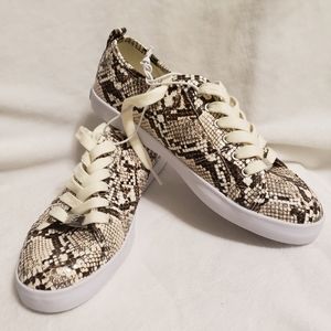 Guess Snake Pattern Fashion Sneakers